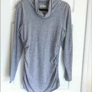 Maternity  Old Navy Top BUNDLE ITEM (3 for $15)